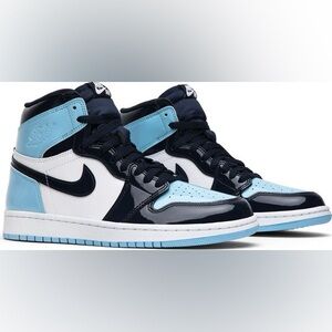 Wmns Air Jordan 1 Retro High OG 'Blue Chill'